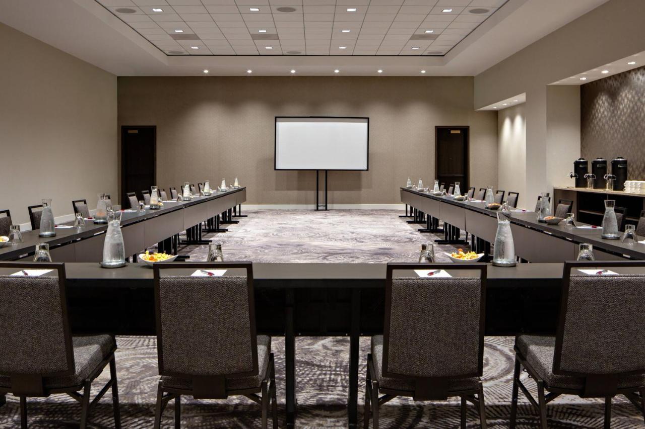 Houston Cityplace Marriott At Springwoods Village Bagian luar foto