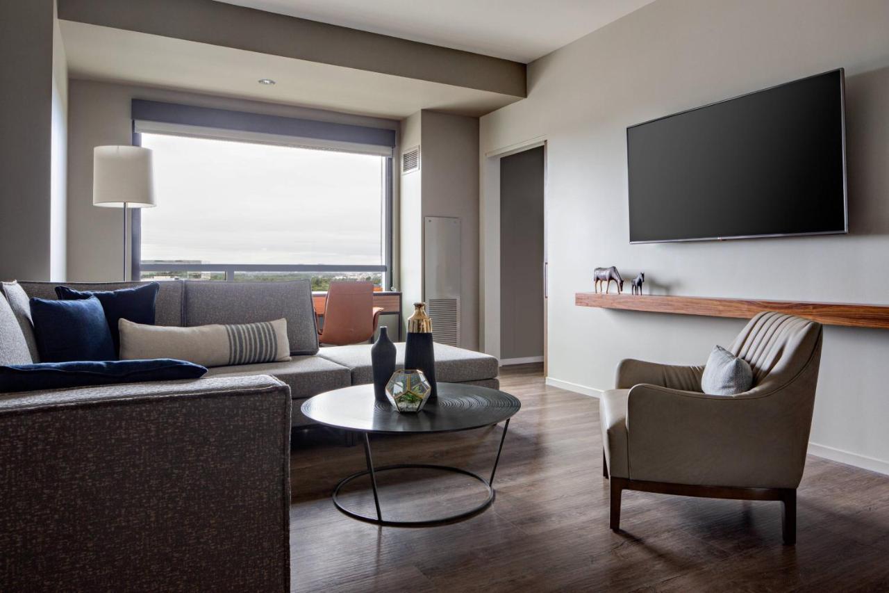 Houston Cityplace Marriott At Springwoods Village Bagian luar foto