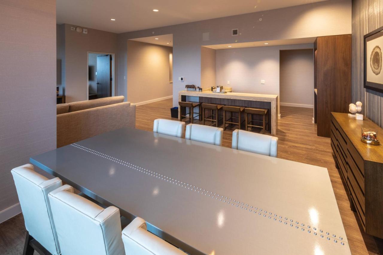 Houston Cityplace Marriott At Springwoods Village Bagian luar foto