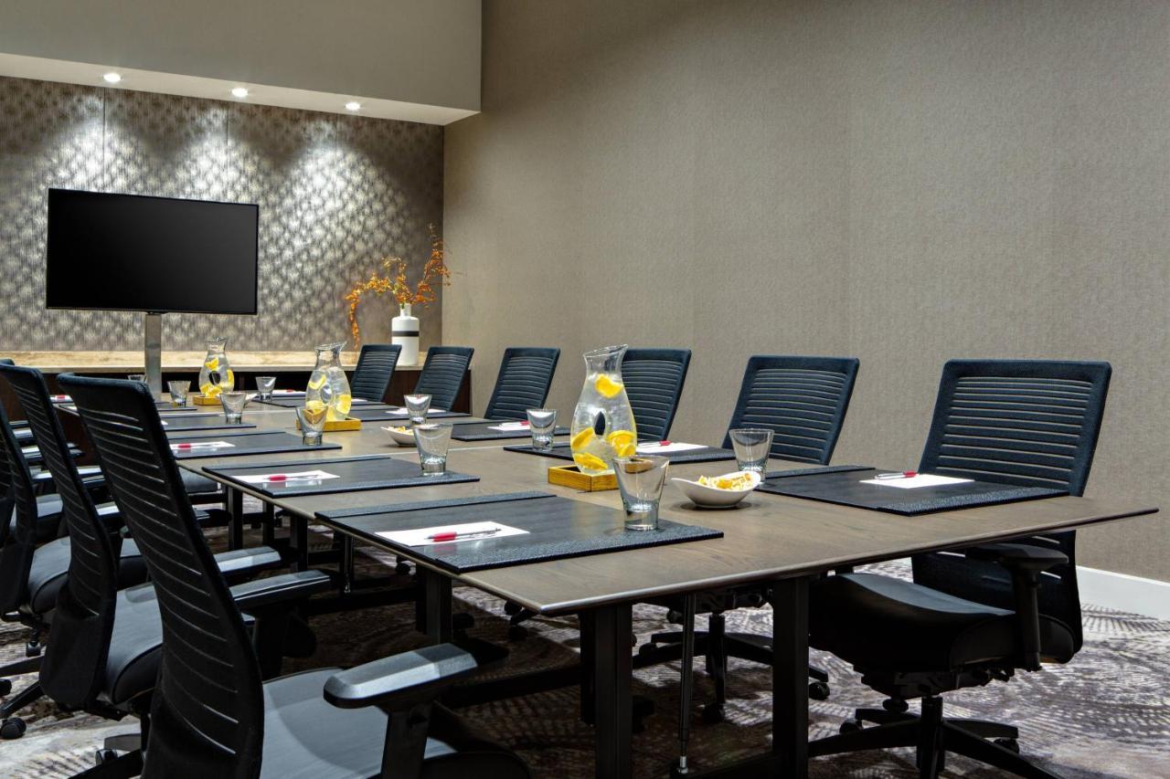 Houston Cityplace Marriott At Springwoods Village Bagian luar foto