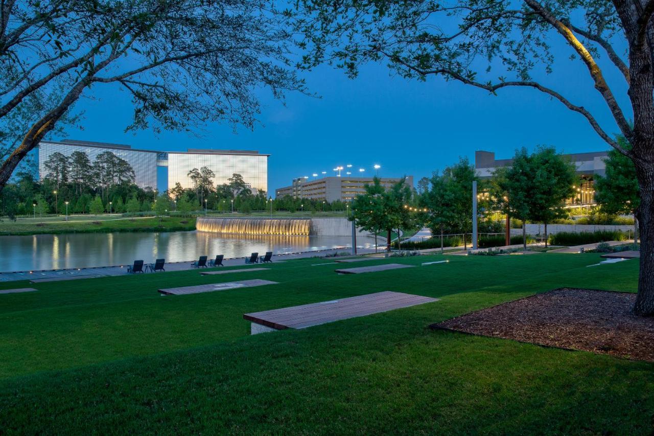 Houston Cityplace Marriott At Springwoods Village Bagian luar foto
